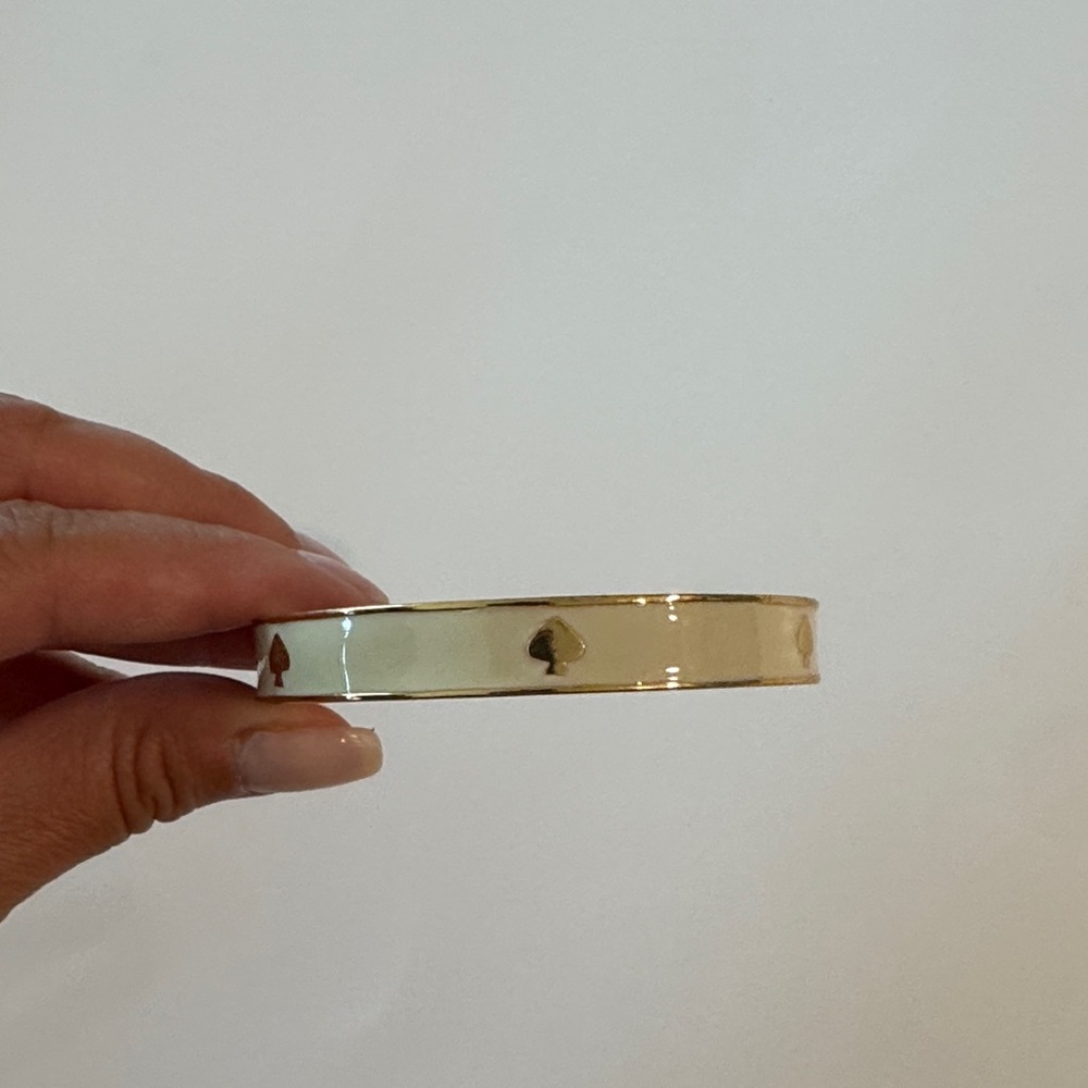 Kate Spade ♠️ Gold and Cream Bangle Bracelet